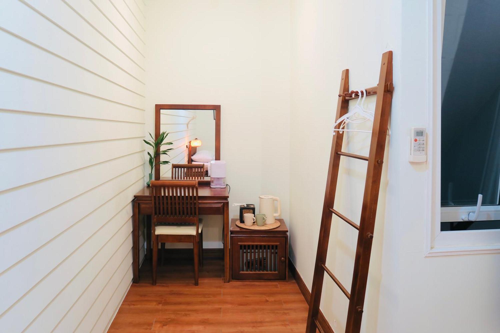 Tini Kati Hostel Bangkok Bagian luar foto